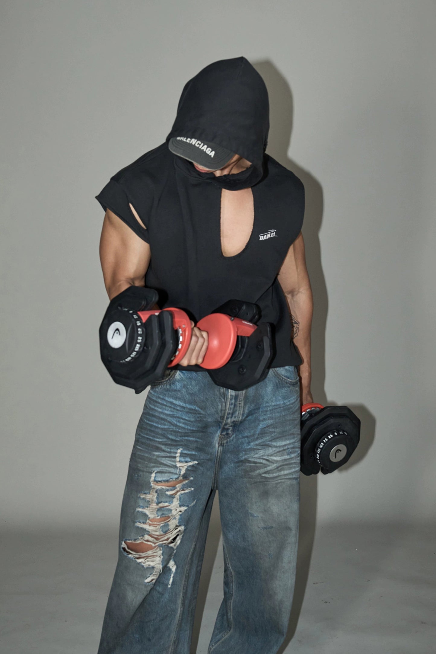 Wash embroidery hooded vest  #YG007